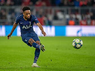 Saints sign Kyle Walker-Peters...